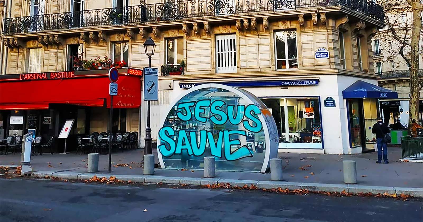 Jésus Sauve !